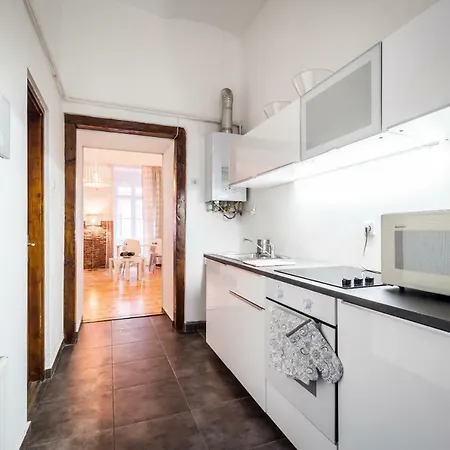 Bpr Bright Sapphire Lejlighed Budapest